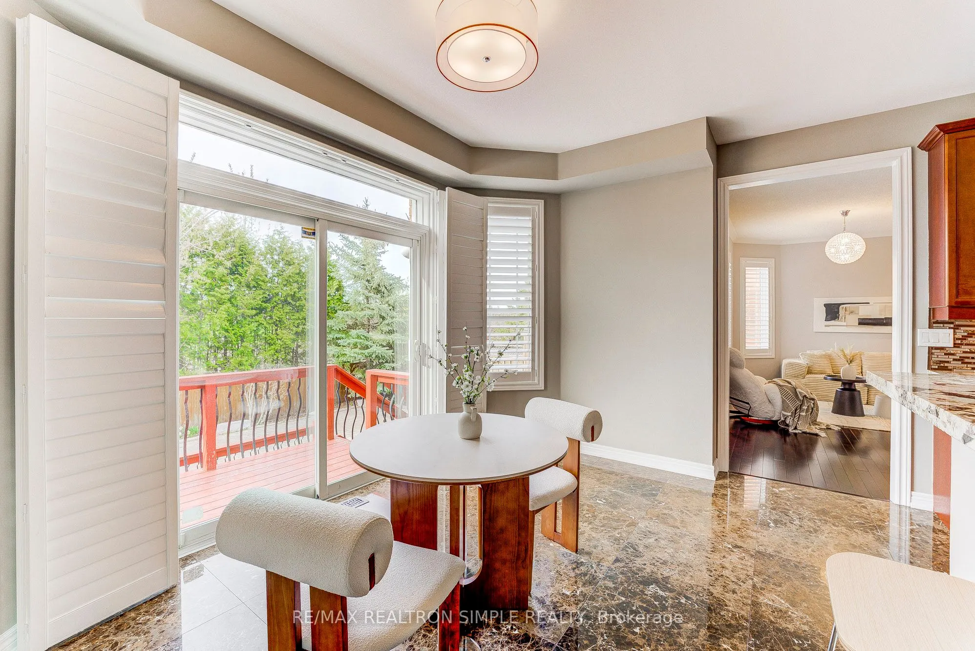 60 Regatta Avenue