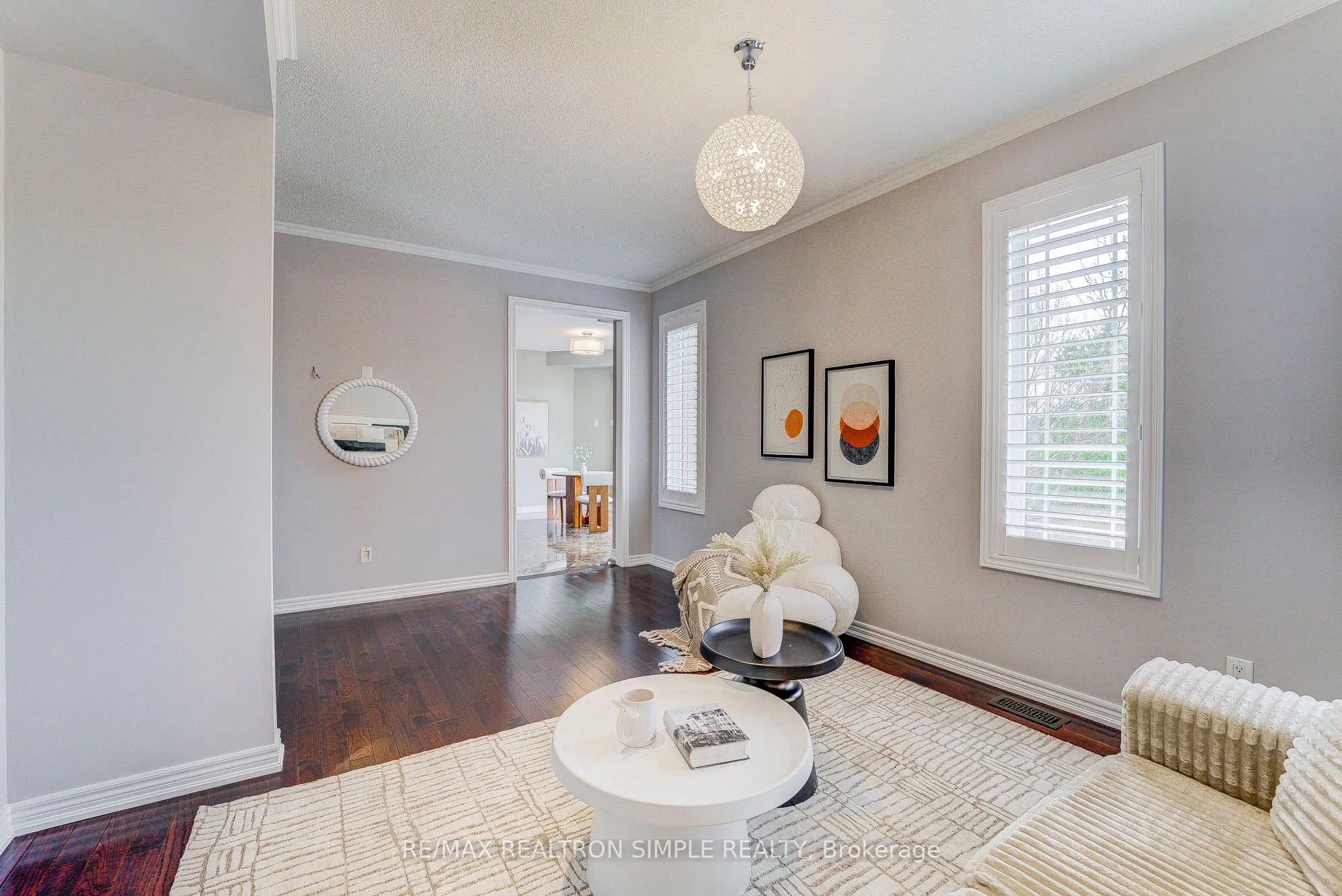 60 Regatta Avenue