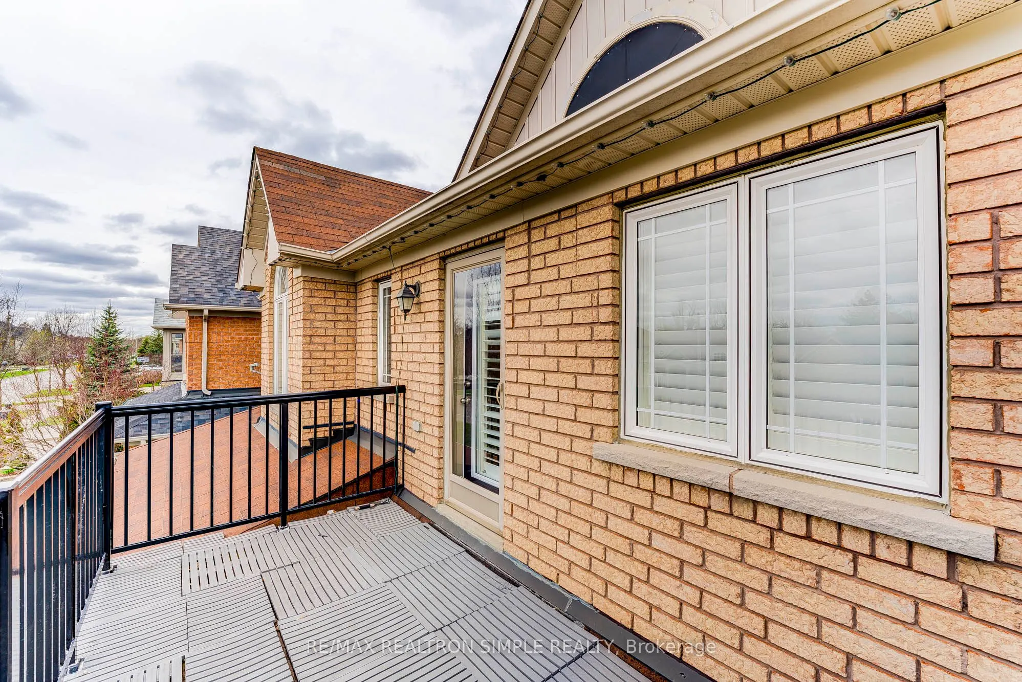 60 Regatta Avenue