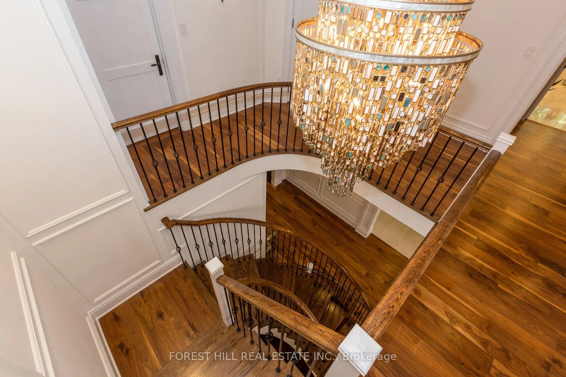 55 Woodvalley Crescent