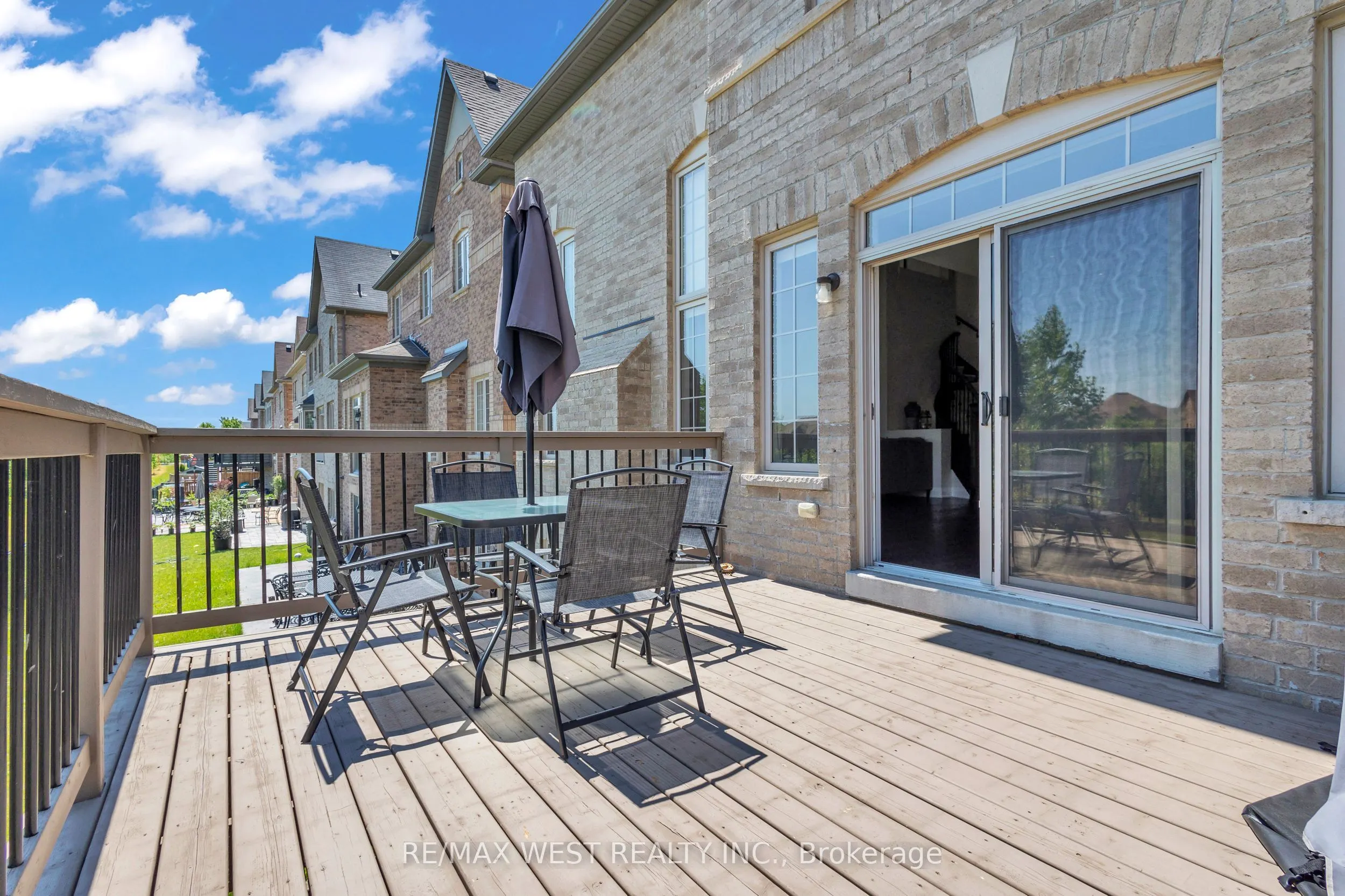 41 Pelee Avenue