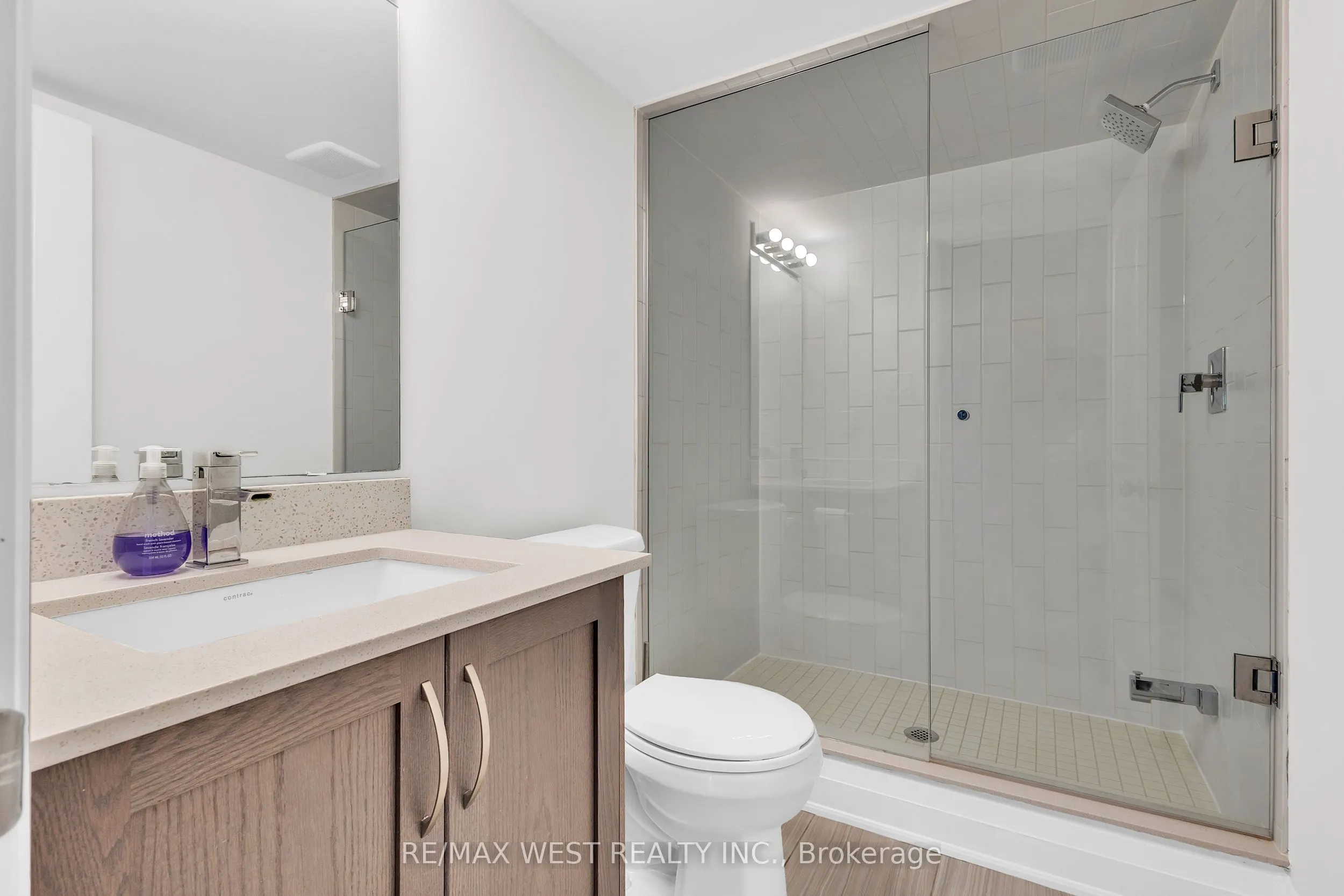 41 Pelee Avenue