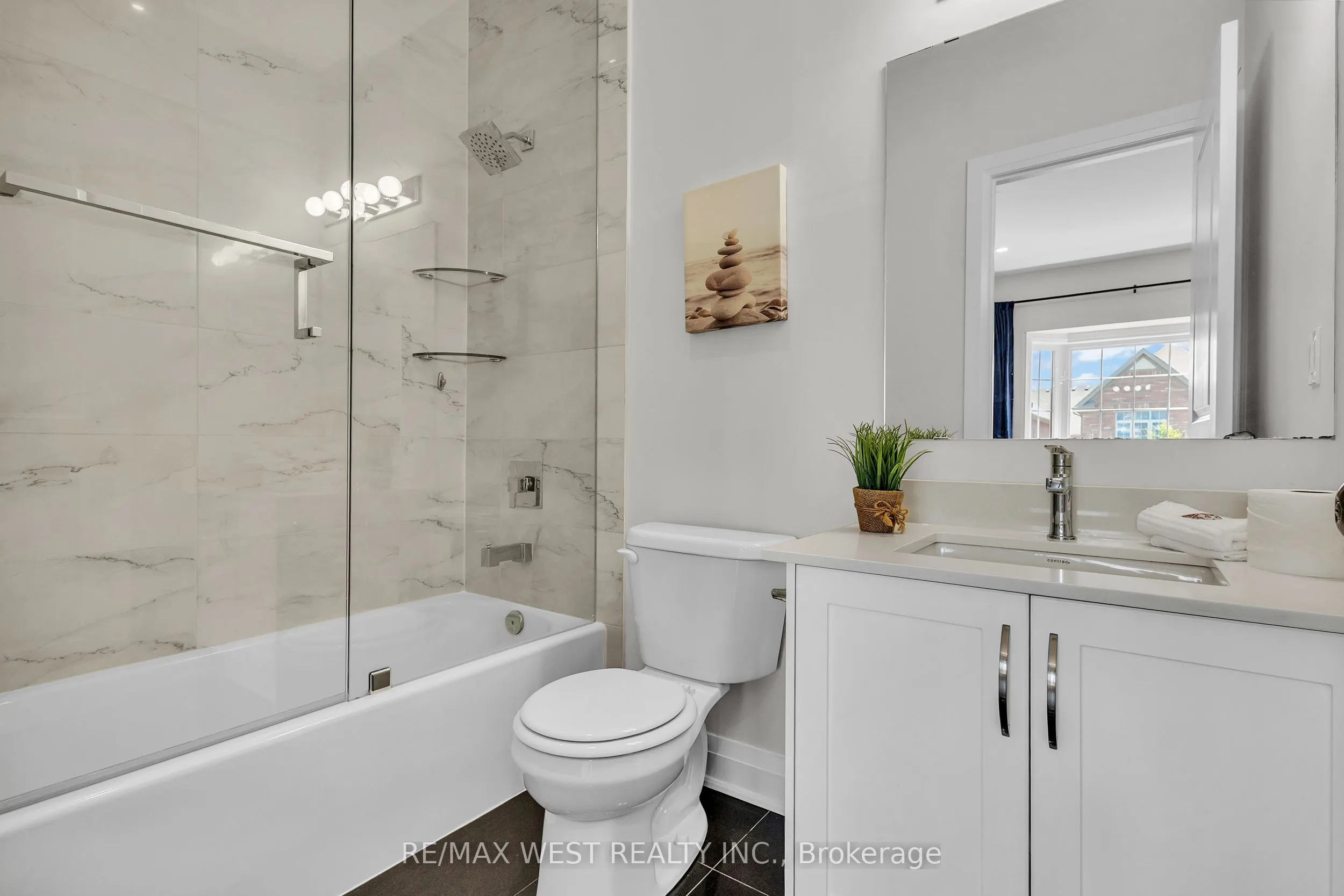 41 Pelee Avenue