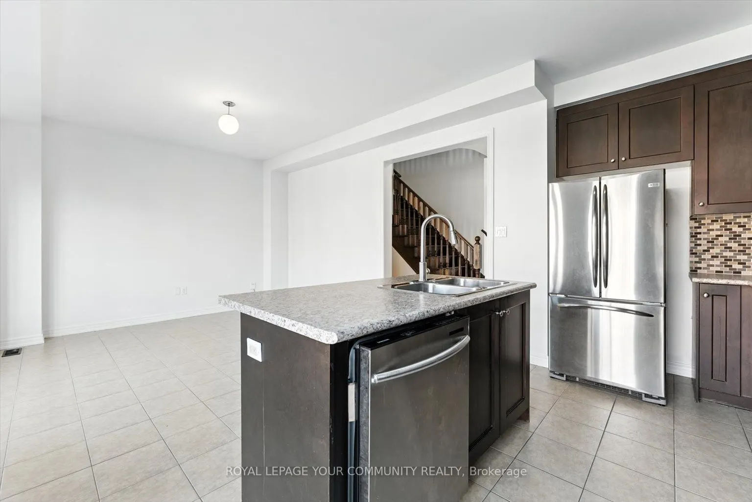 23 Lucida Court