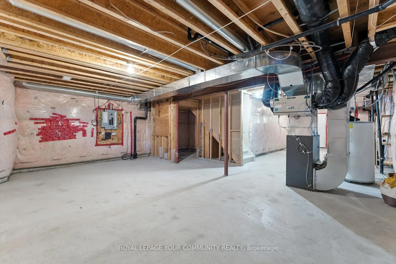 23 Lucida Court