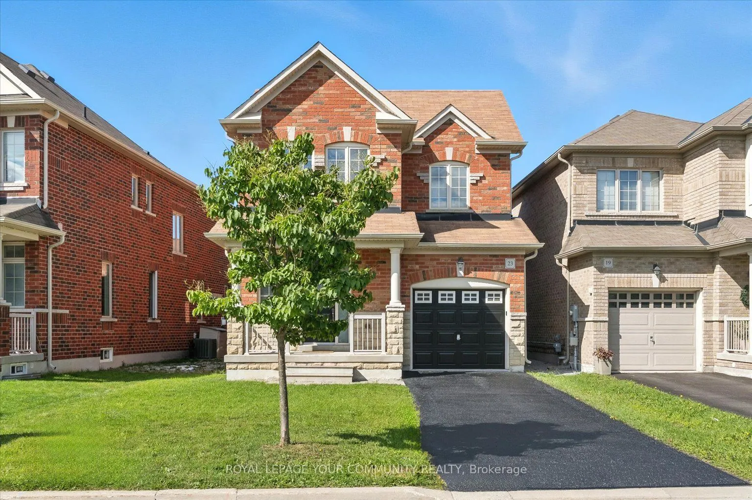 23 Lucida Court