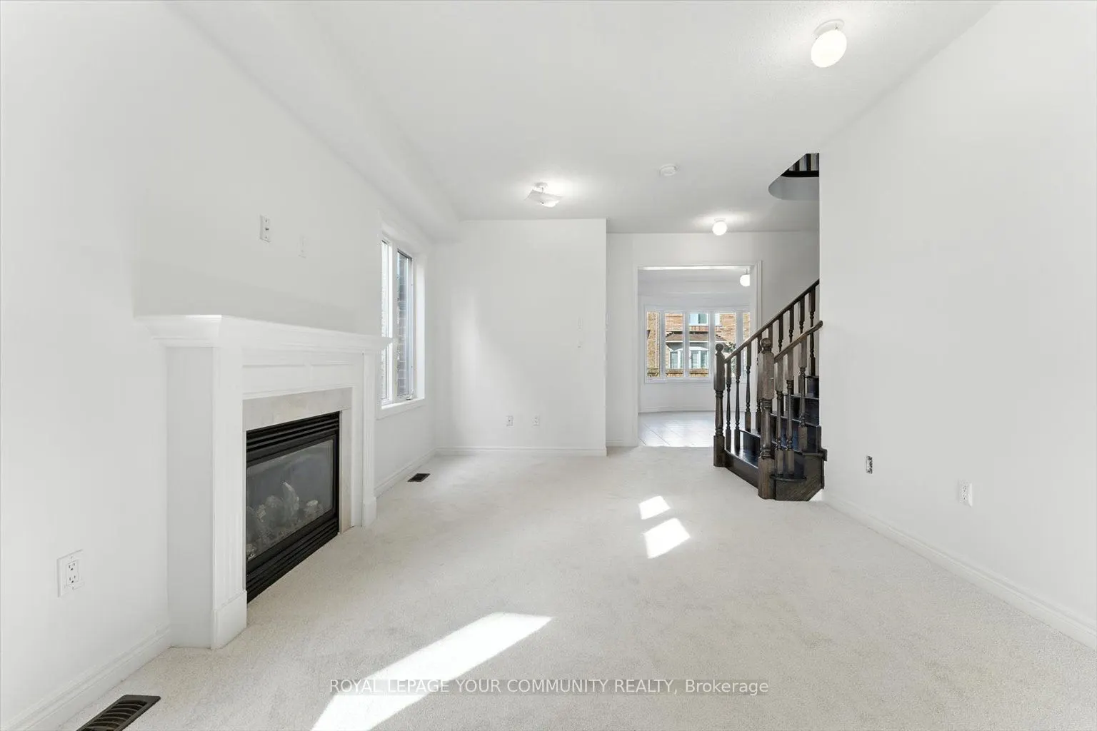 23 Lucida Court