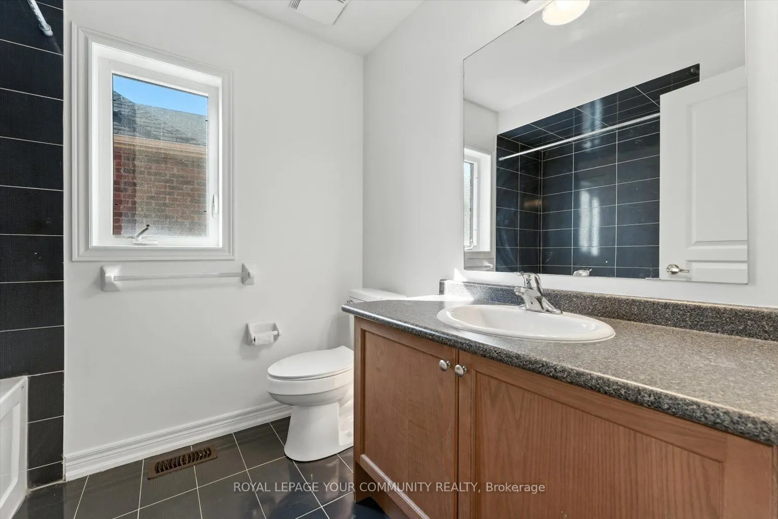 23 Lucida Court