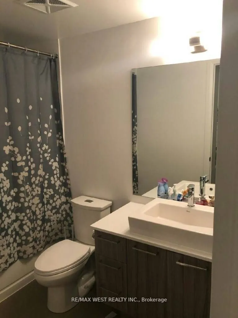 4800 Highway 7, #423