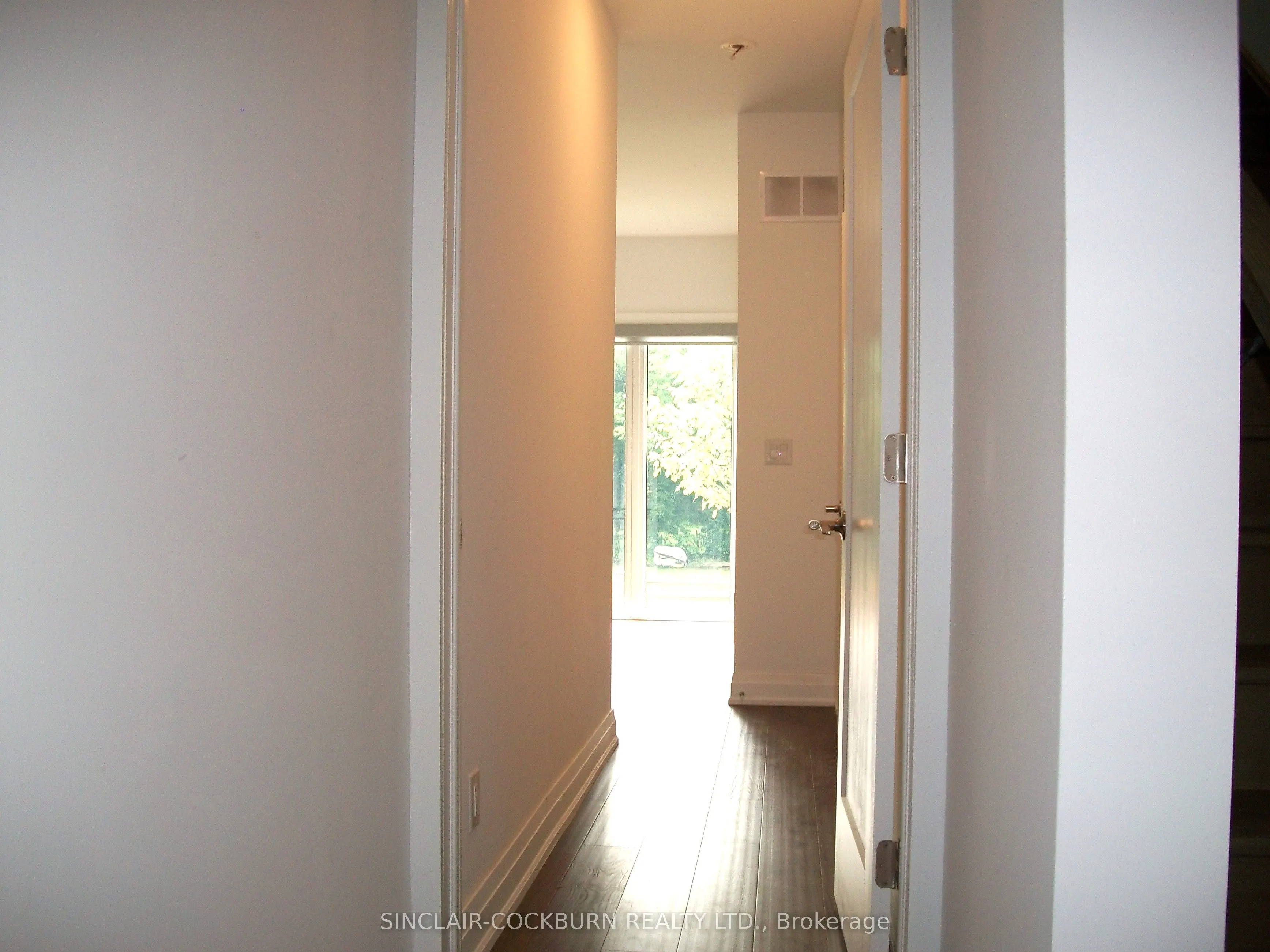 20 Persica Street