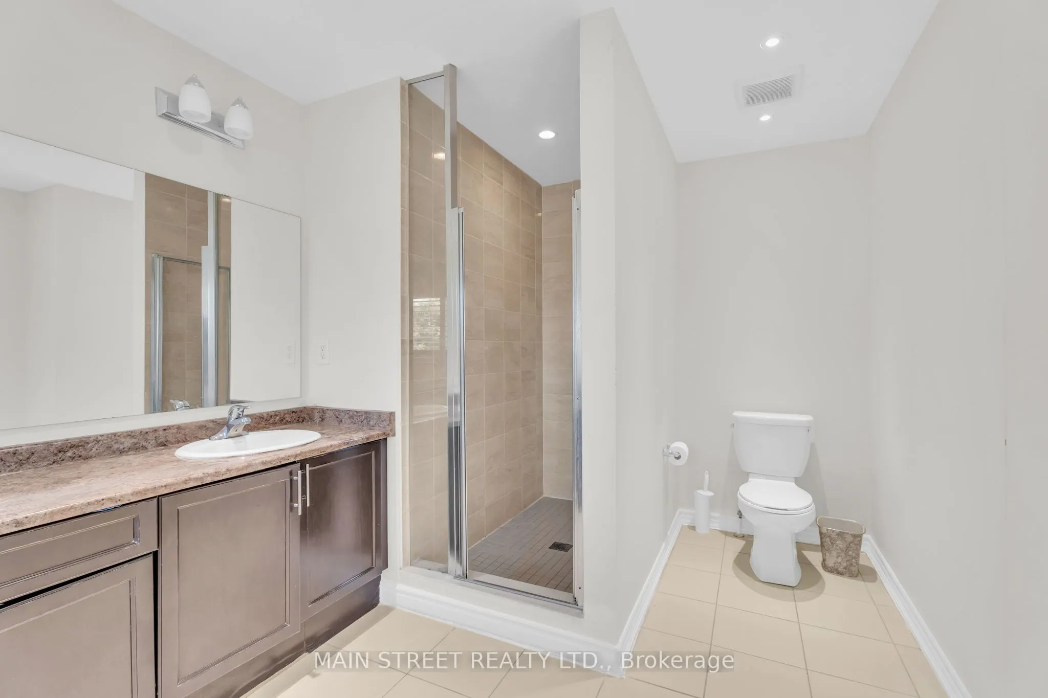 6 Leaden Hall Drive