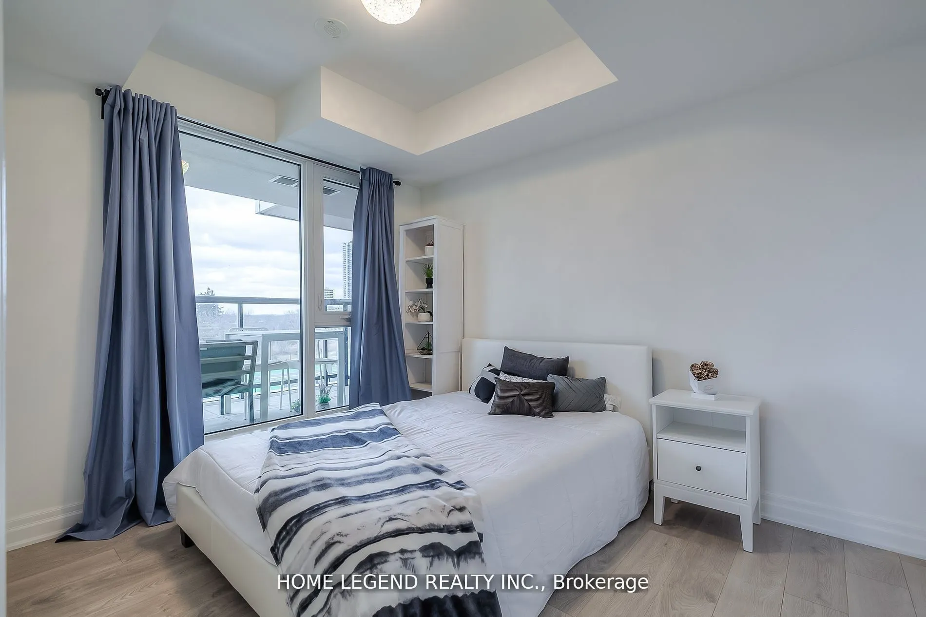 10 Rouge Valley Drive W, #315