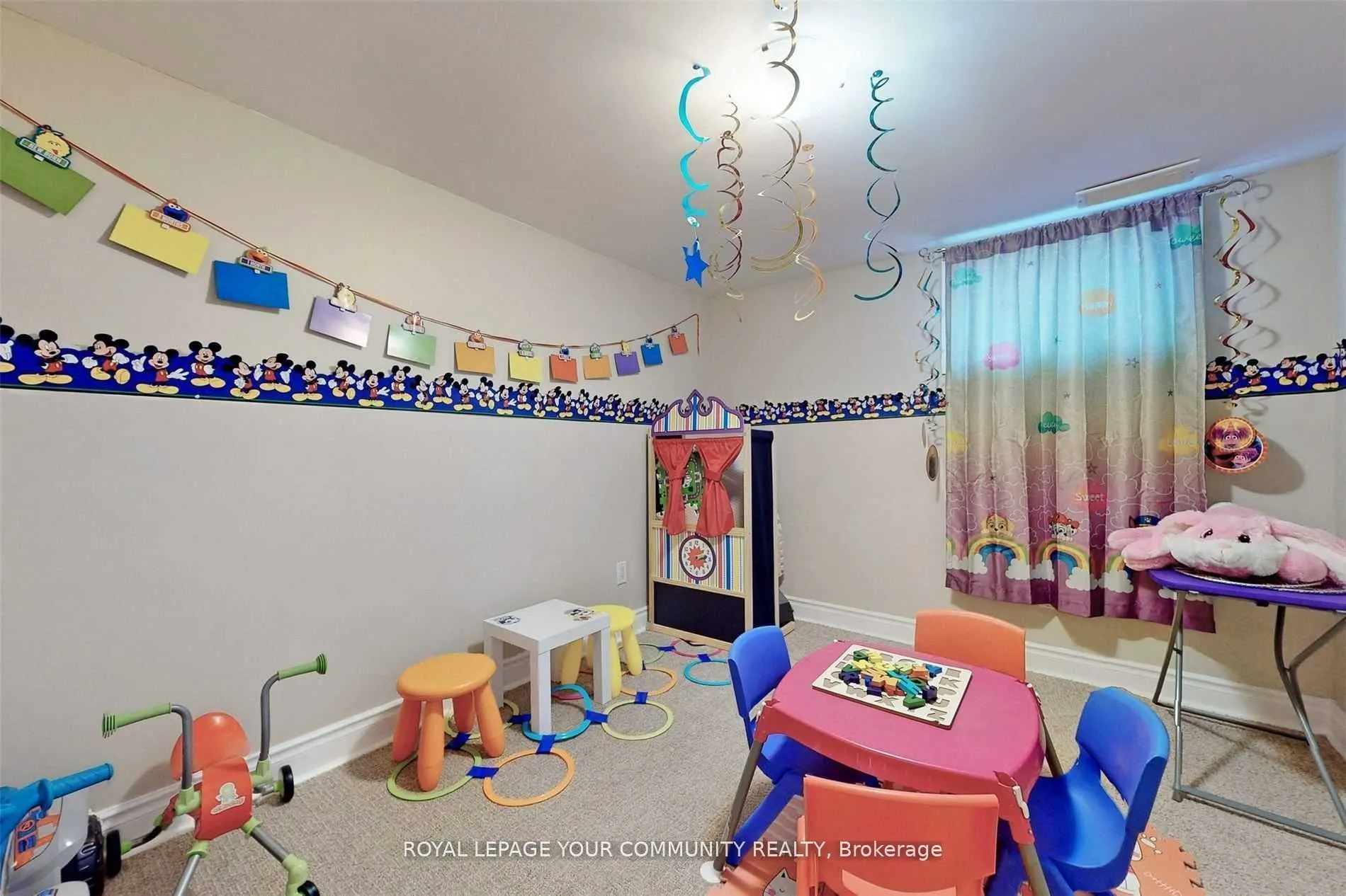 93 Septonne Avenue, #Lower