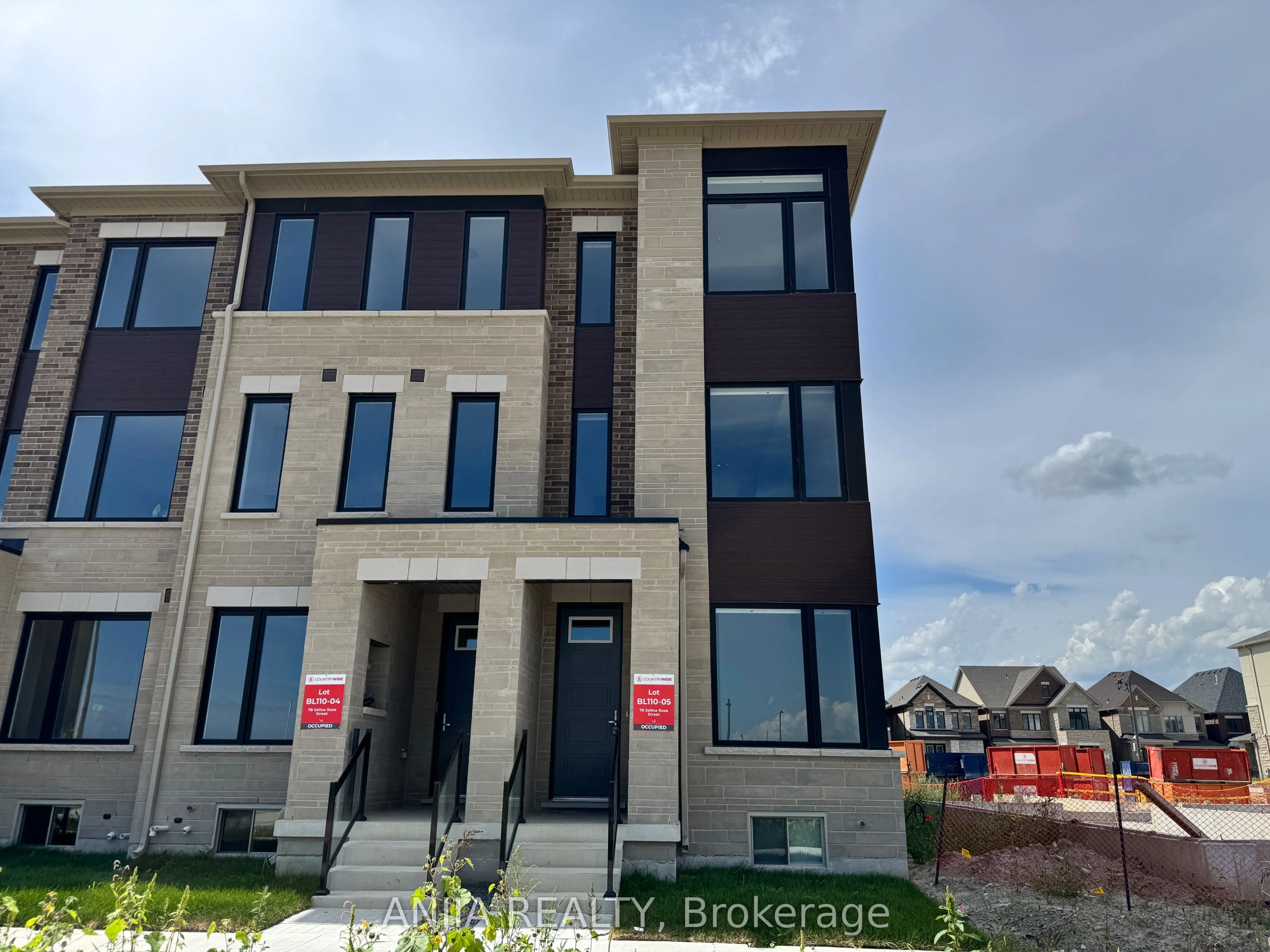 76 Selina Rose Street