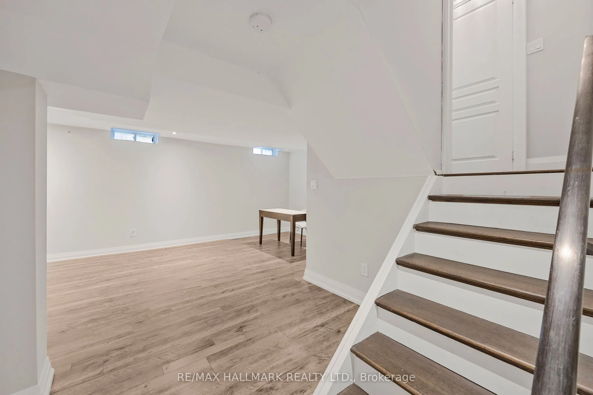 23 Kingshill Road