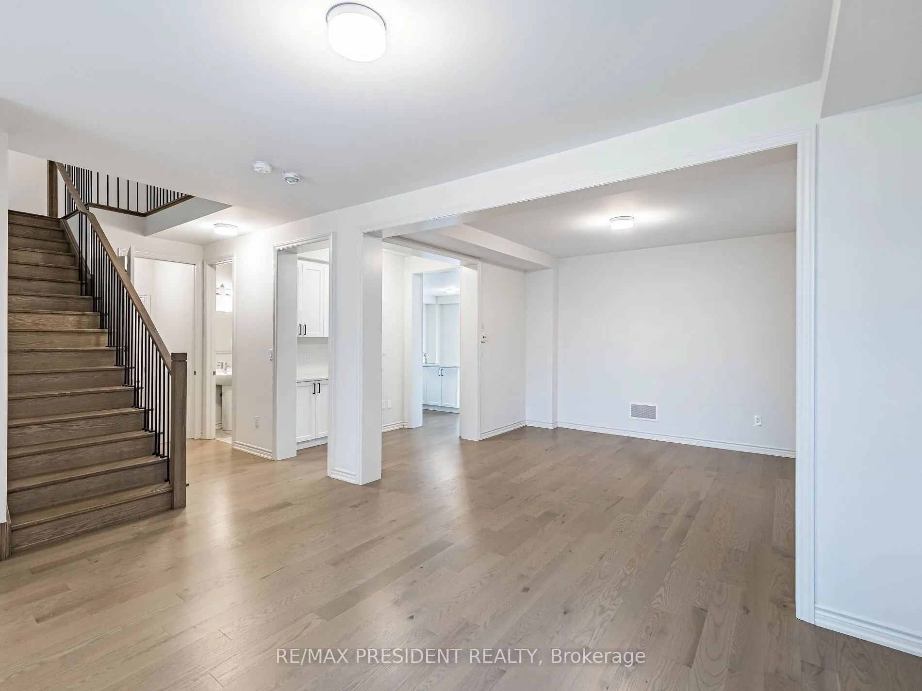 22 Sparrow Way