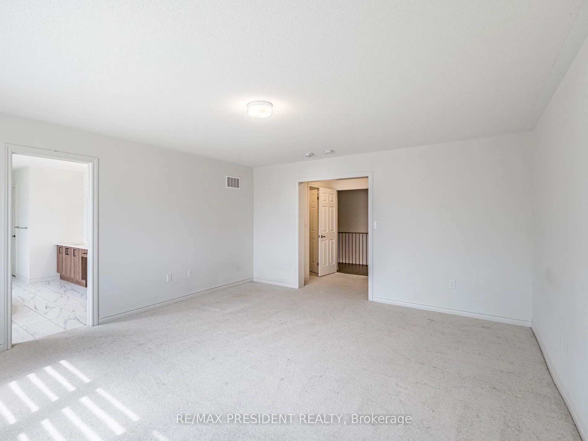 22 Sparrow Way