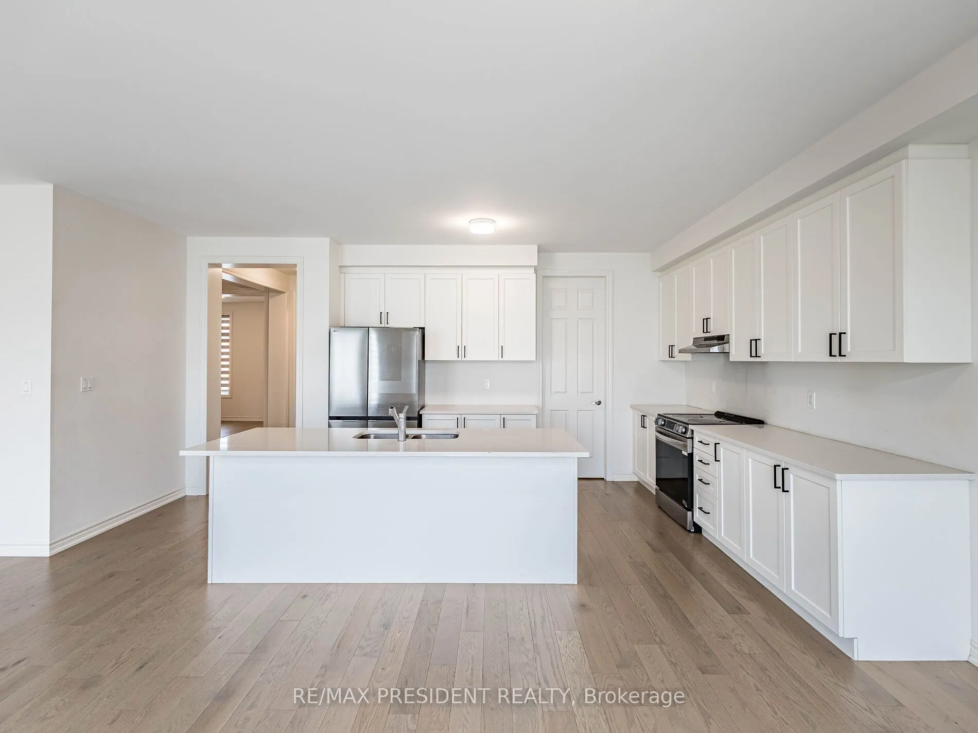 22 Sparrow Way