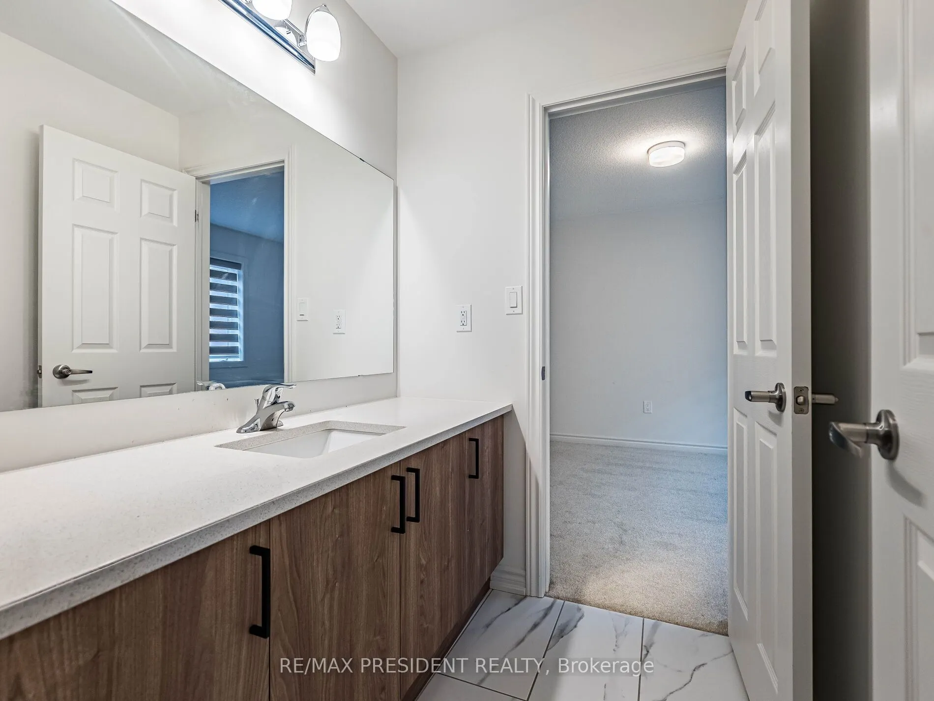 22 Sparrow Way