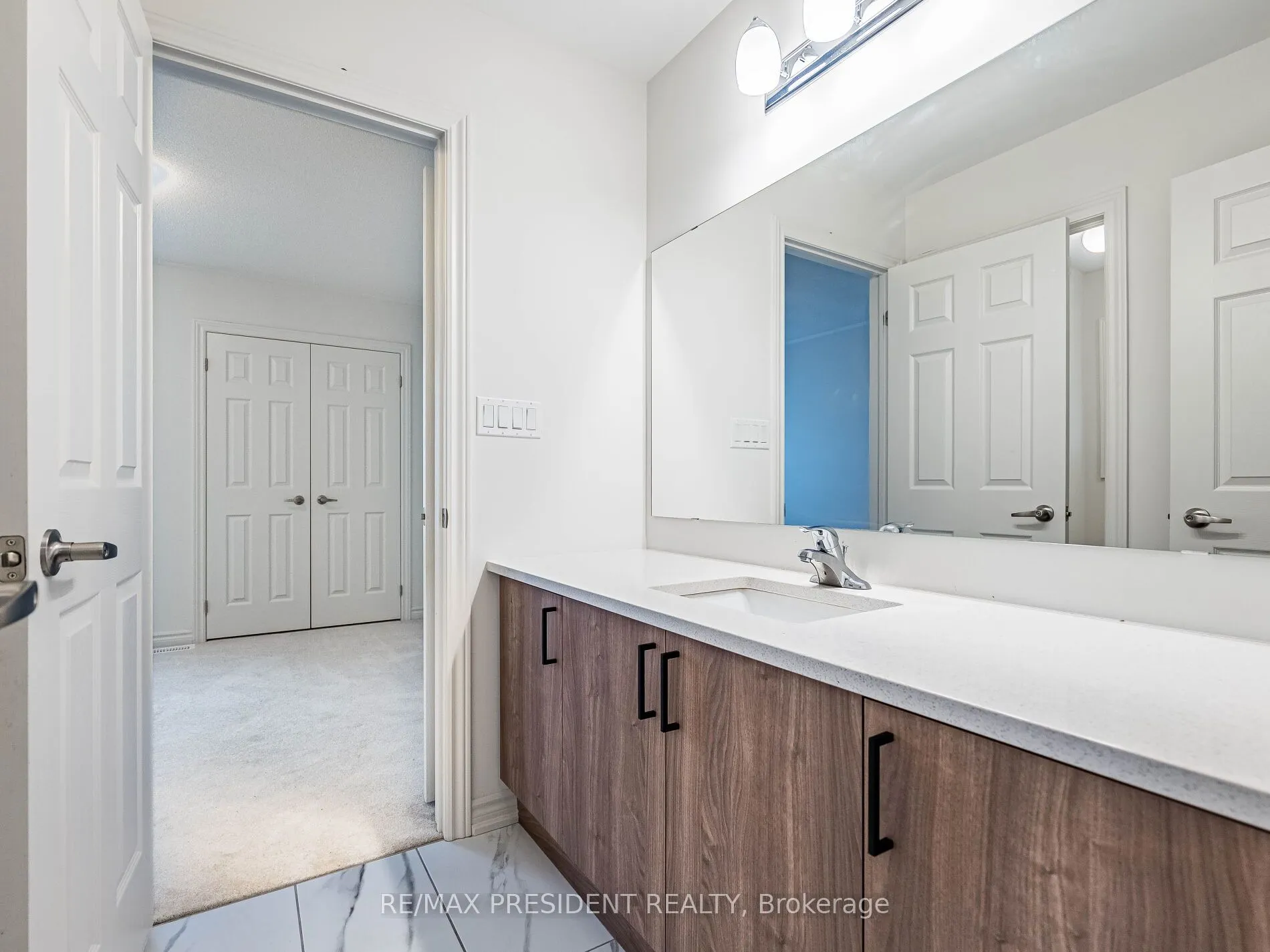 22 Sparrow Way