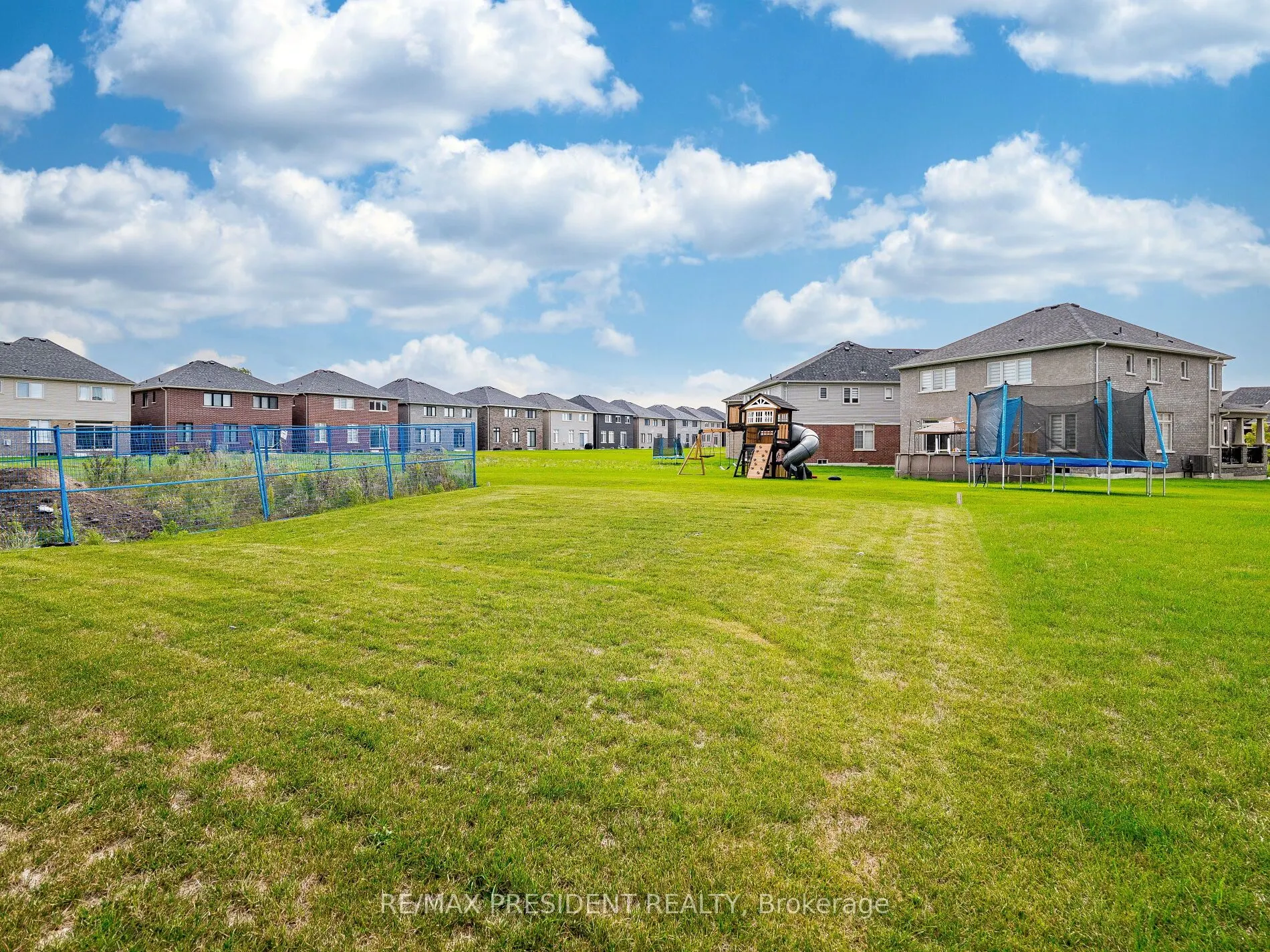 22 Sparrow Way