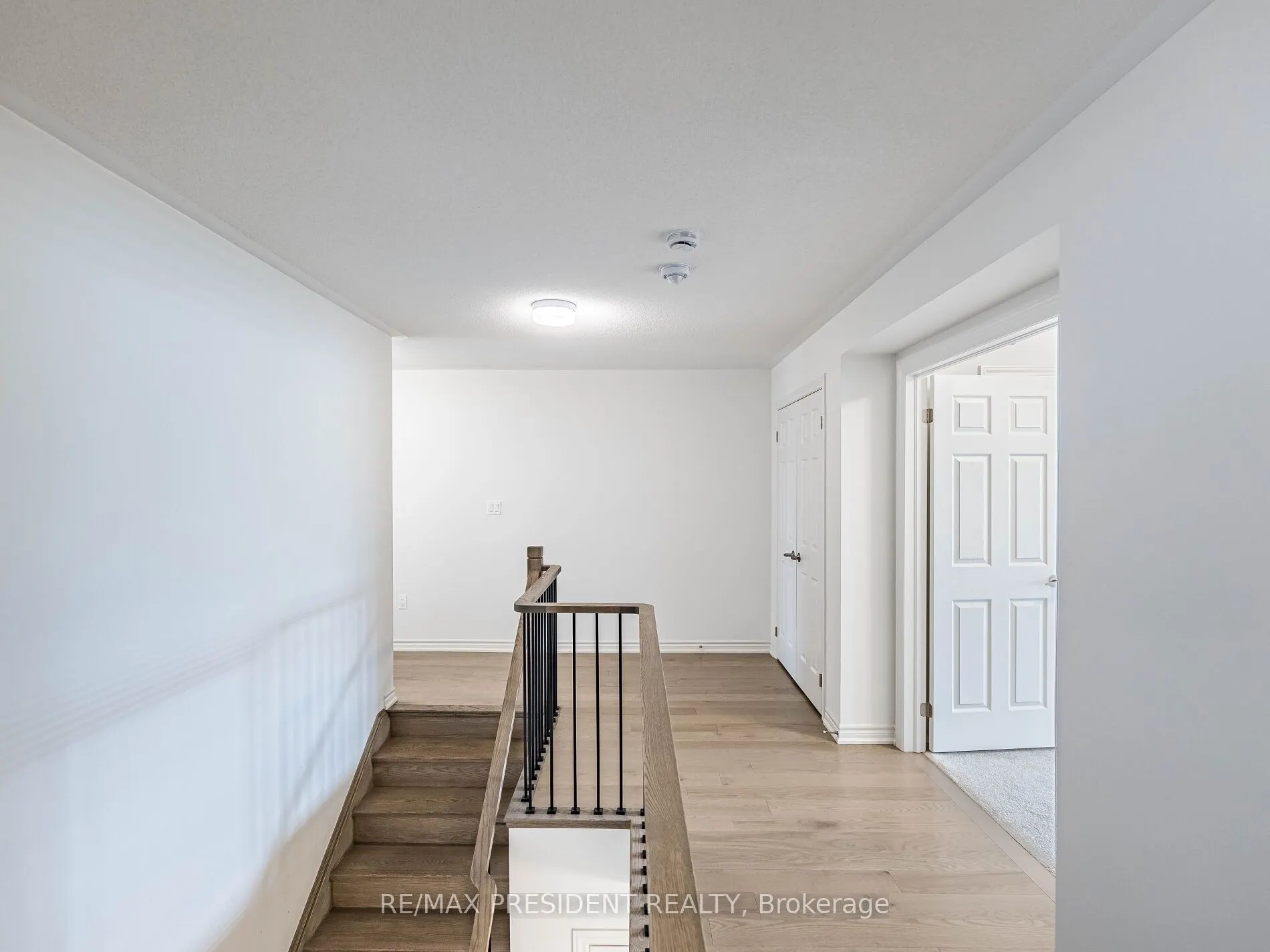 22 Sparrow Way
