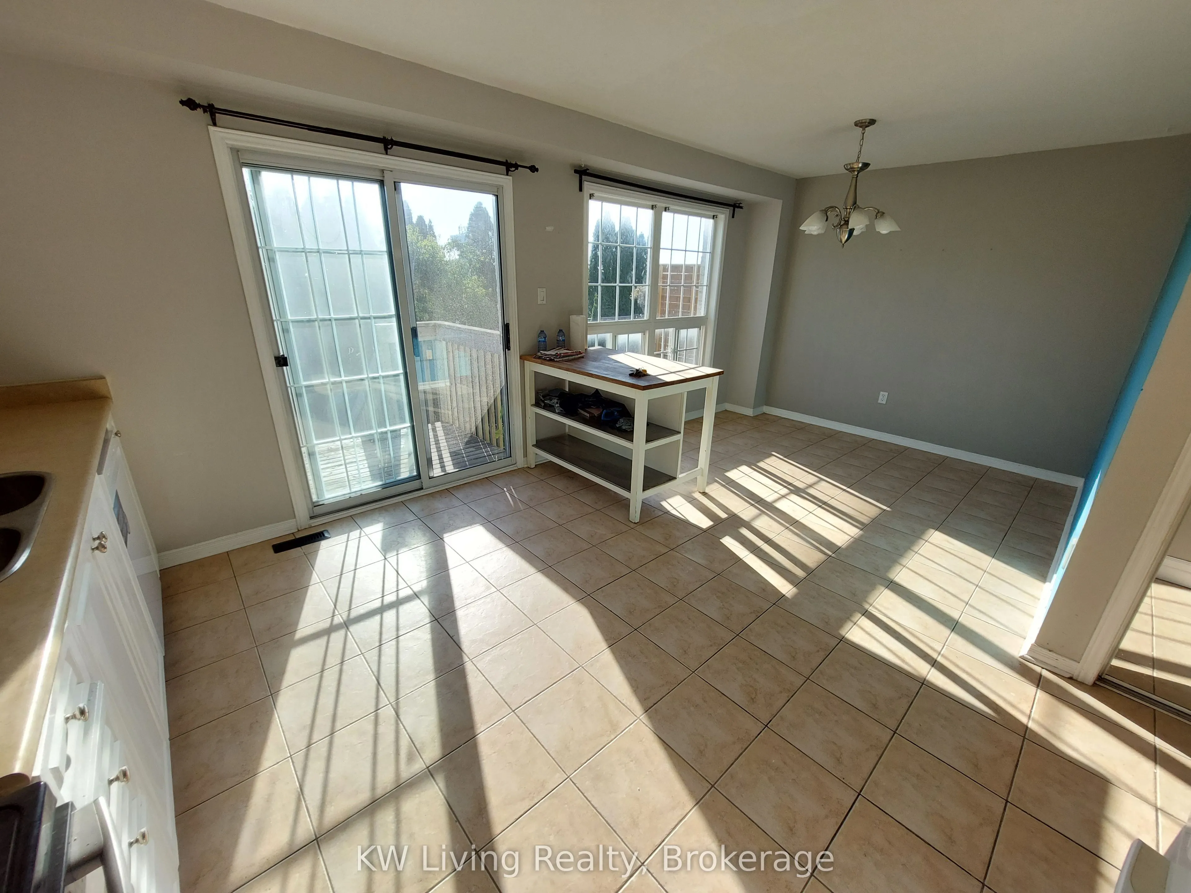 395 Flagstone Way