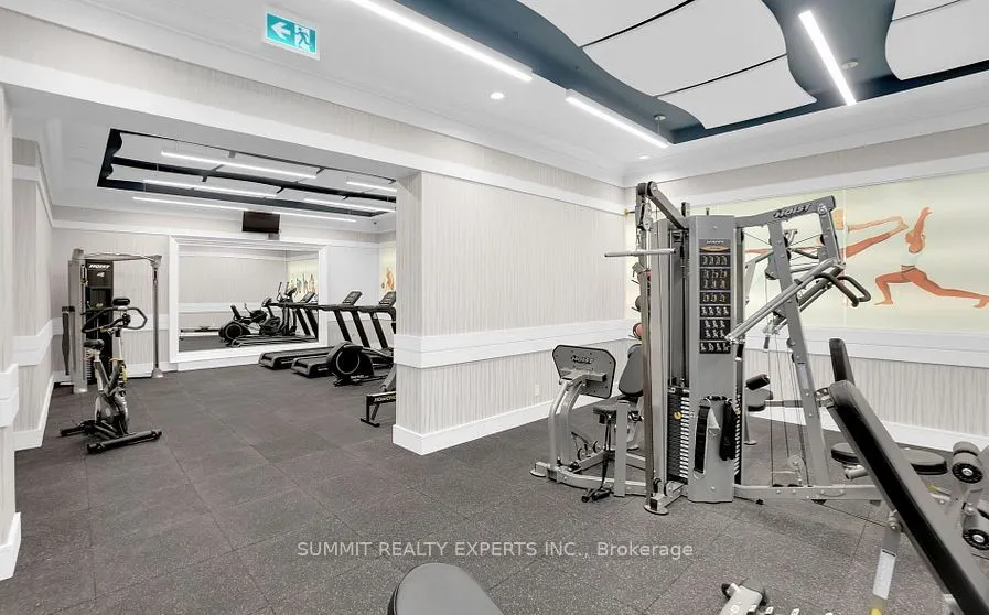 9085 Jane Street, #621