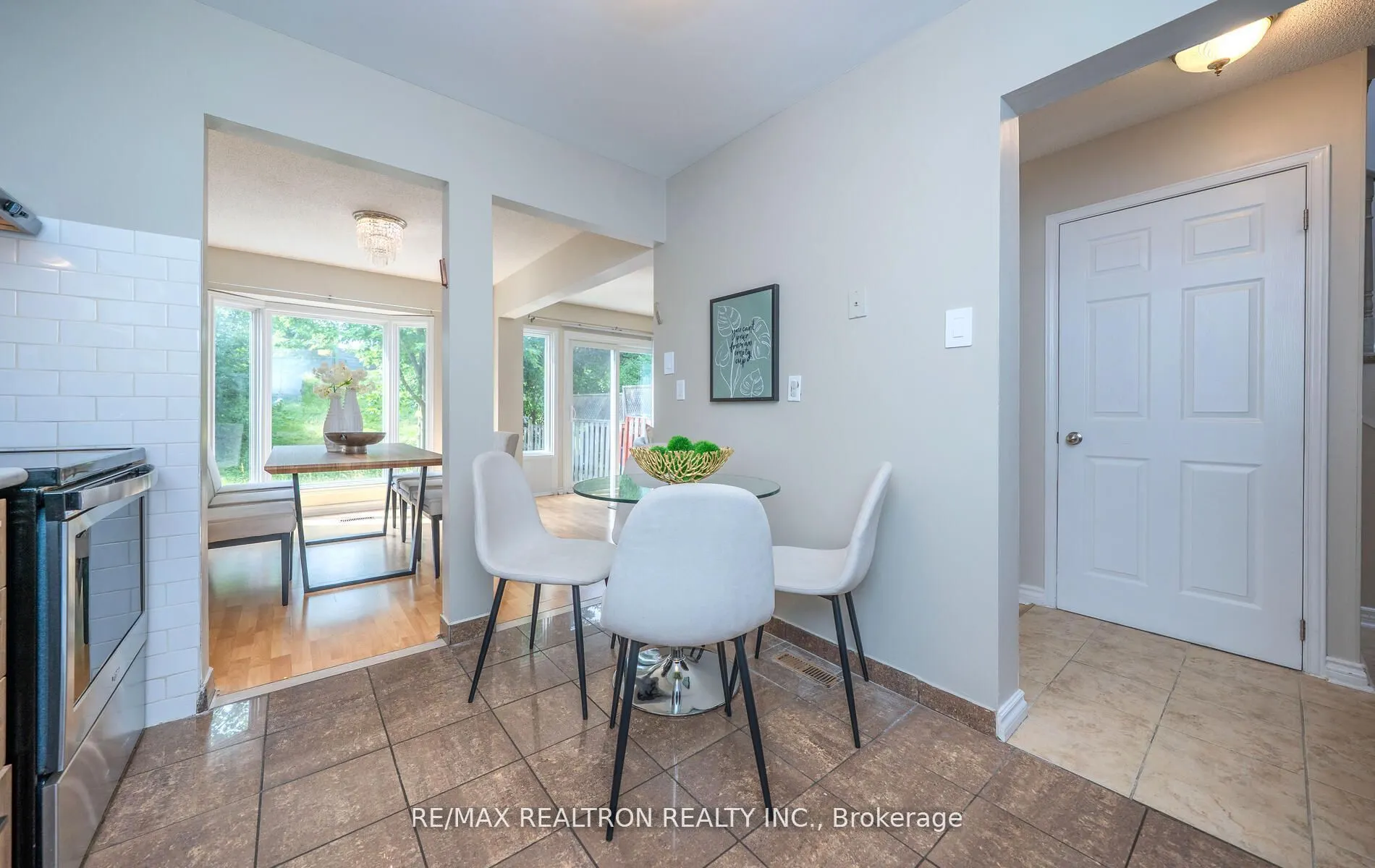 100 Gilmore Crescent