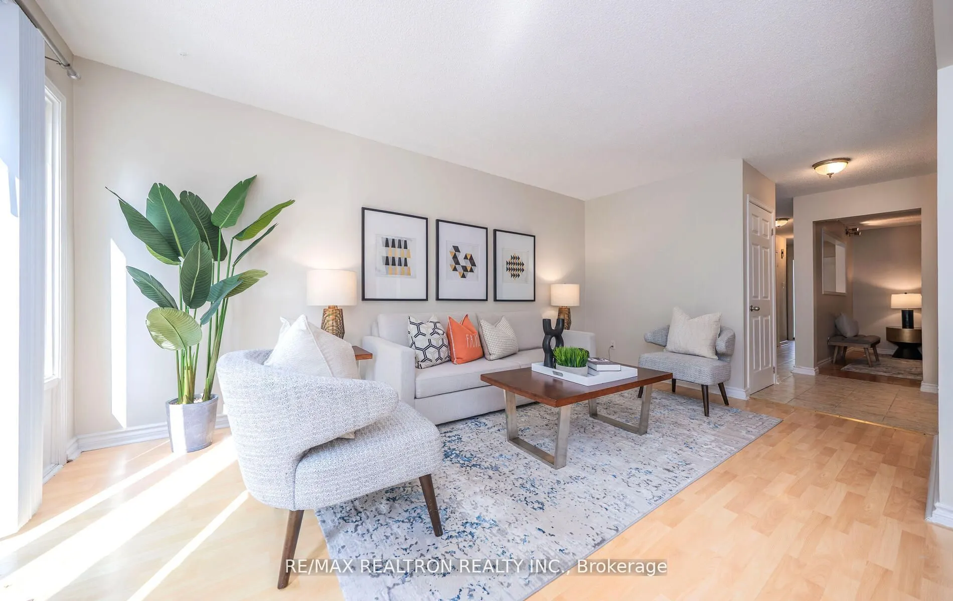 100 Gilmore Crescent