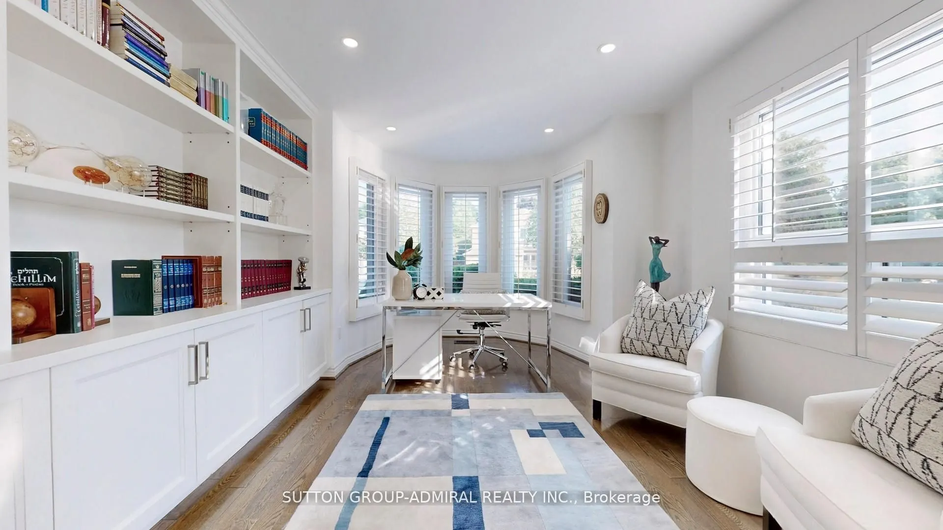 122 Edmund Seager Drive
