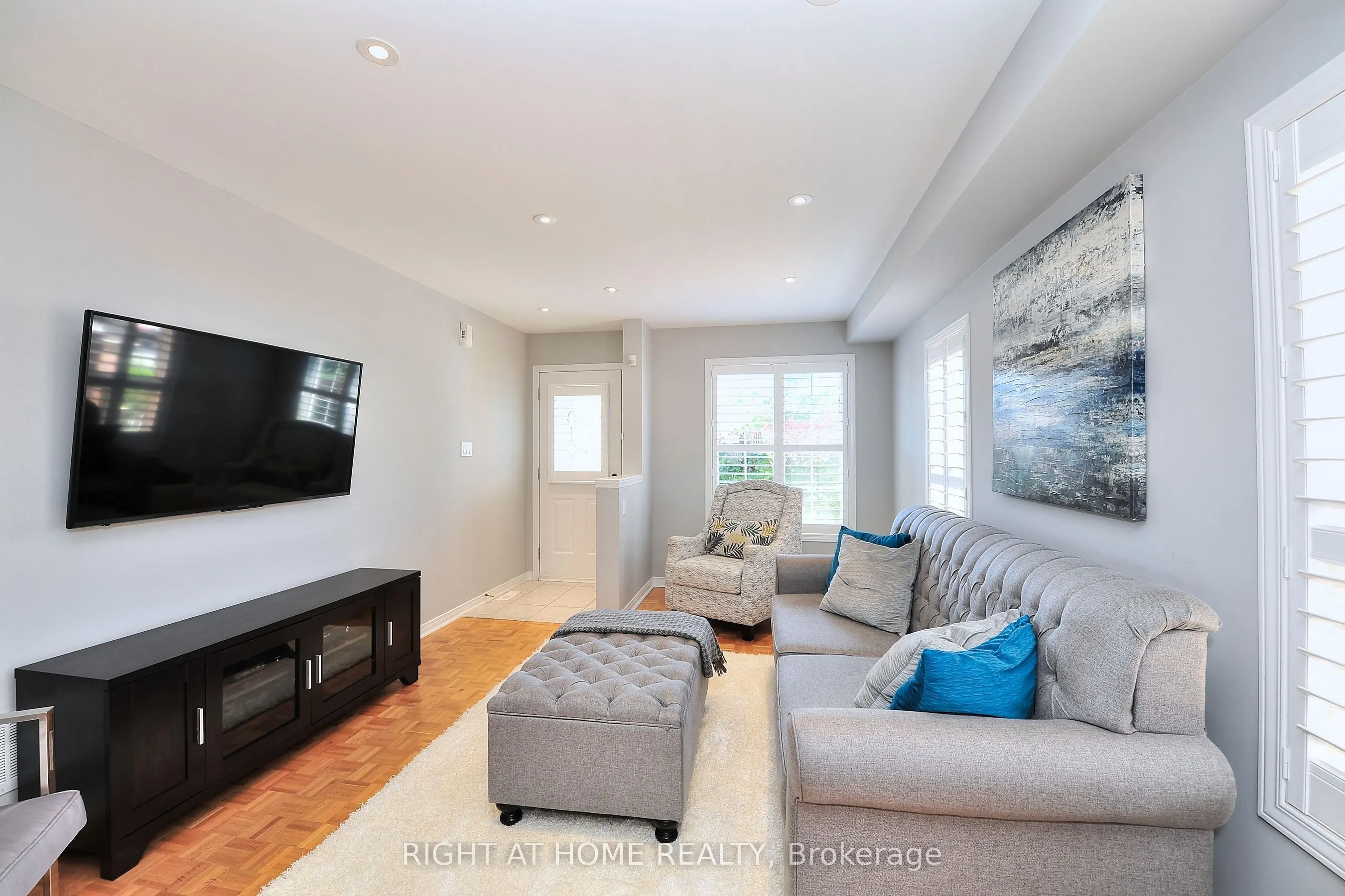 11 Giovanni Way