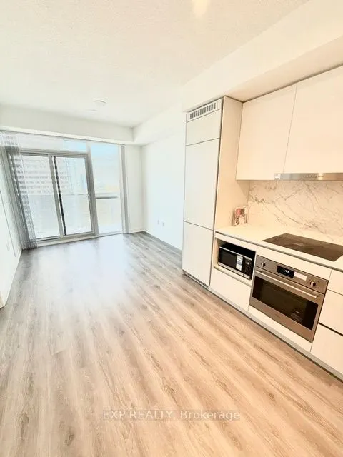 28 Interchange Way, #2901