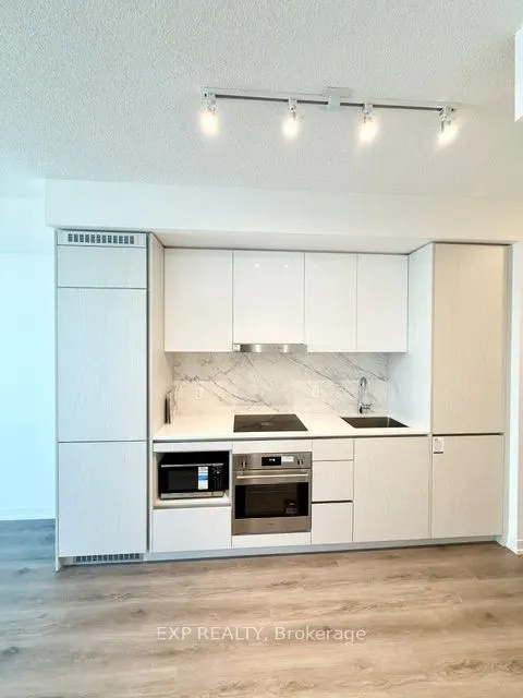 28 Interchange Way, #2901