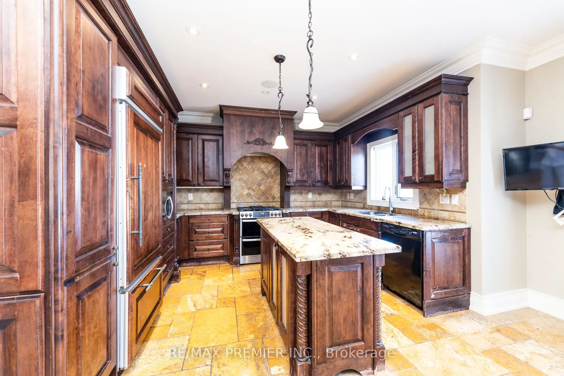 130 Windrose Court