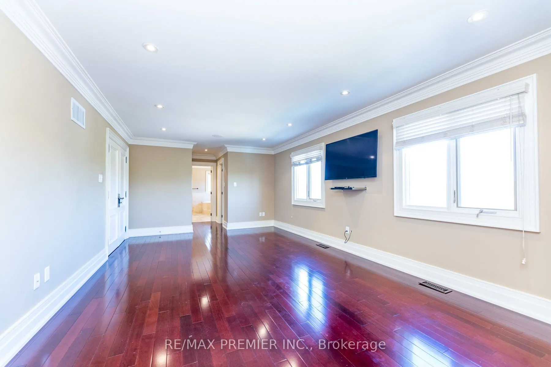 130 Windrose Court