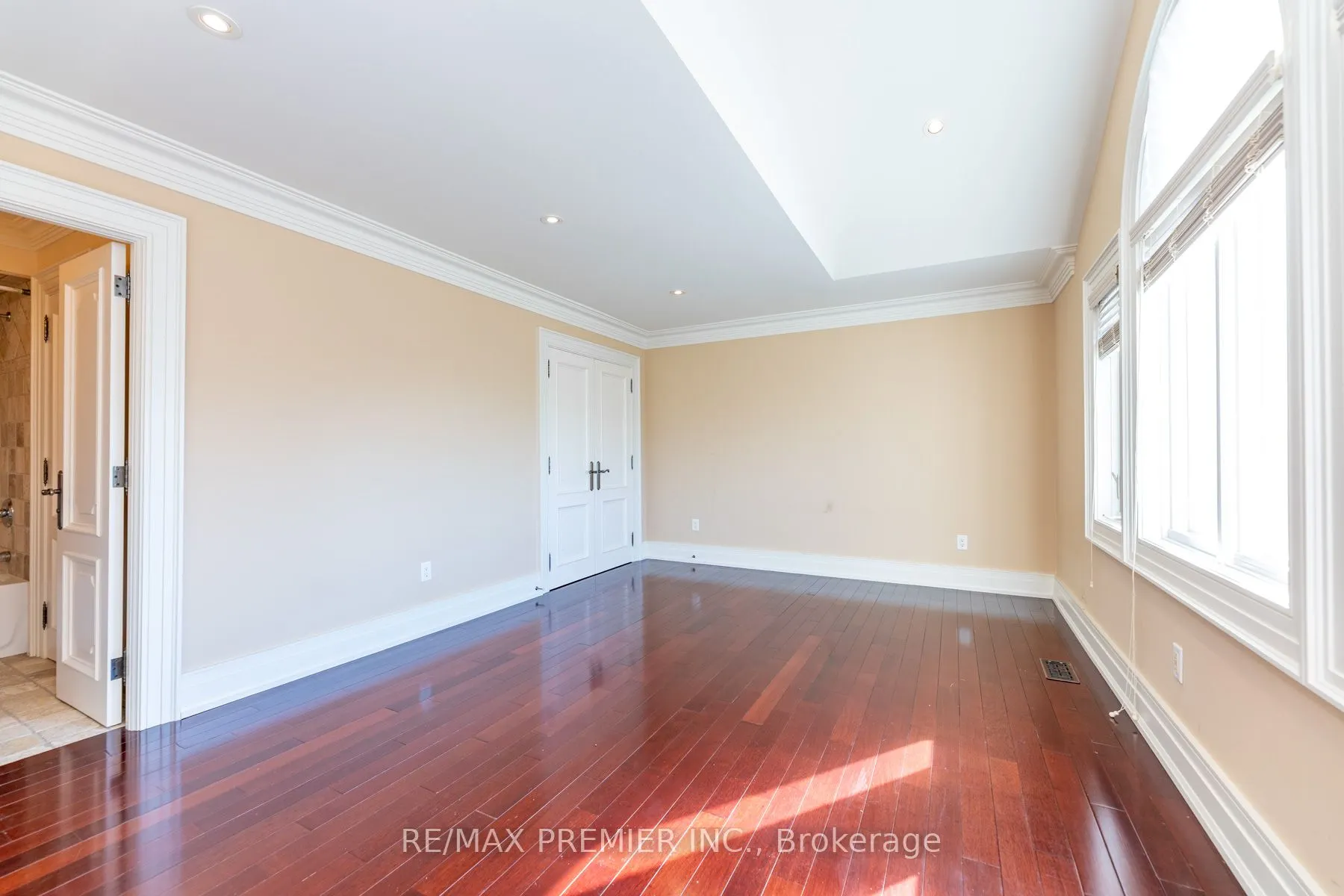 130 Windrose Court