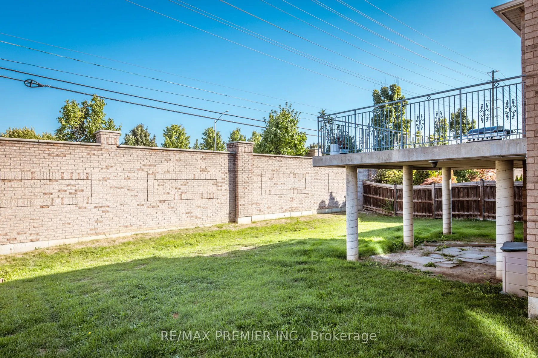 130 Windrose Court