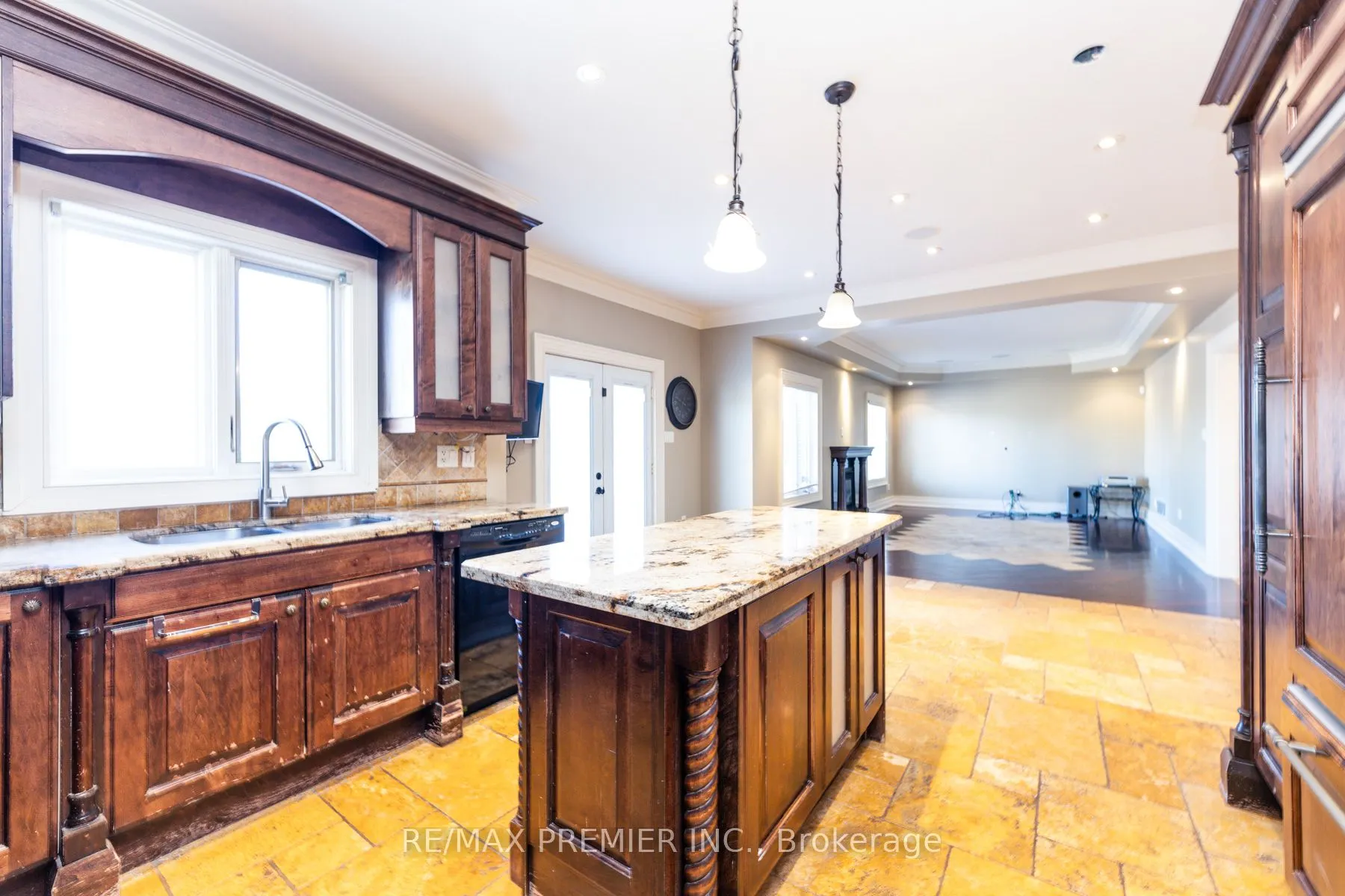 130 Windrose Court