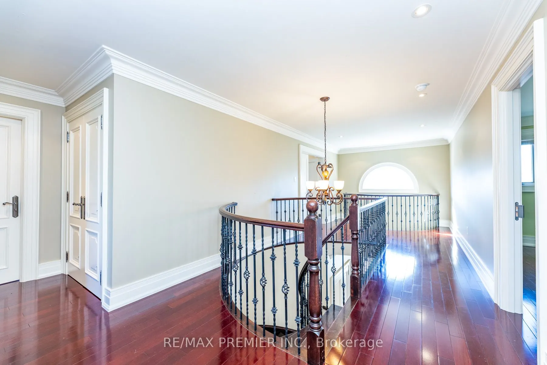 130 Windrose Court