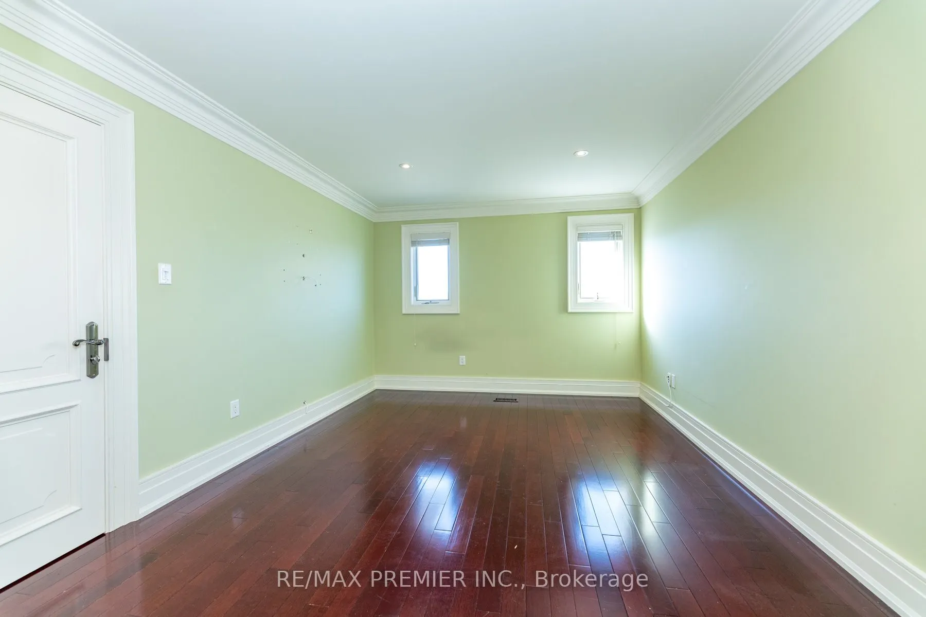 130 Windrose Court