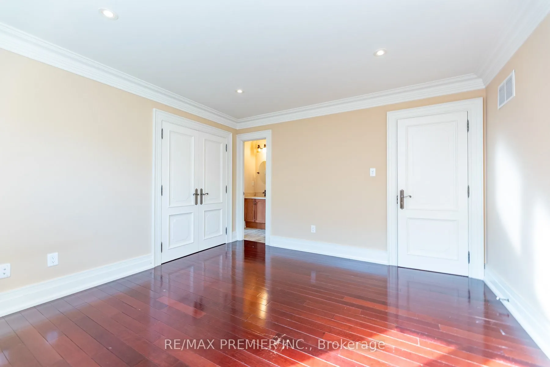 130 Windrose Court