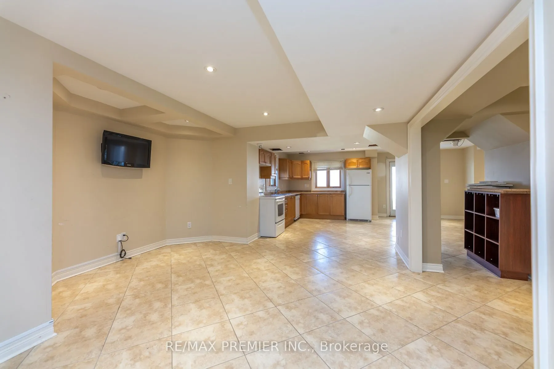 130 Windrose Court