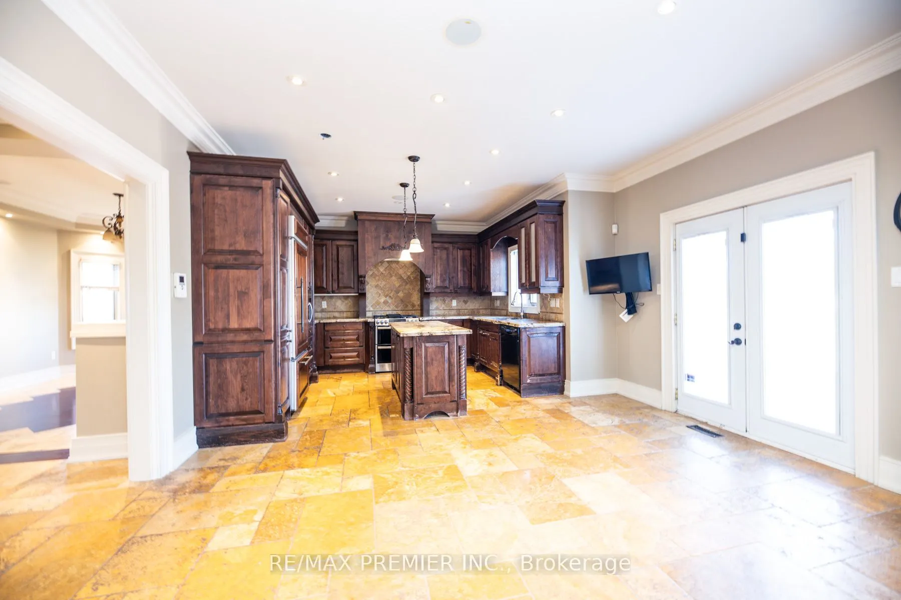 130 Windrose Court