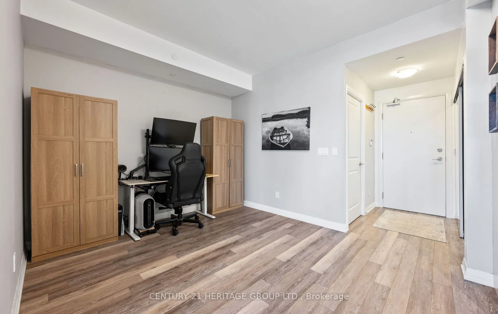 65 Oneida Crescent, #406