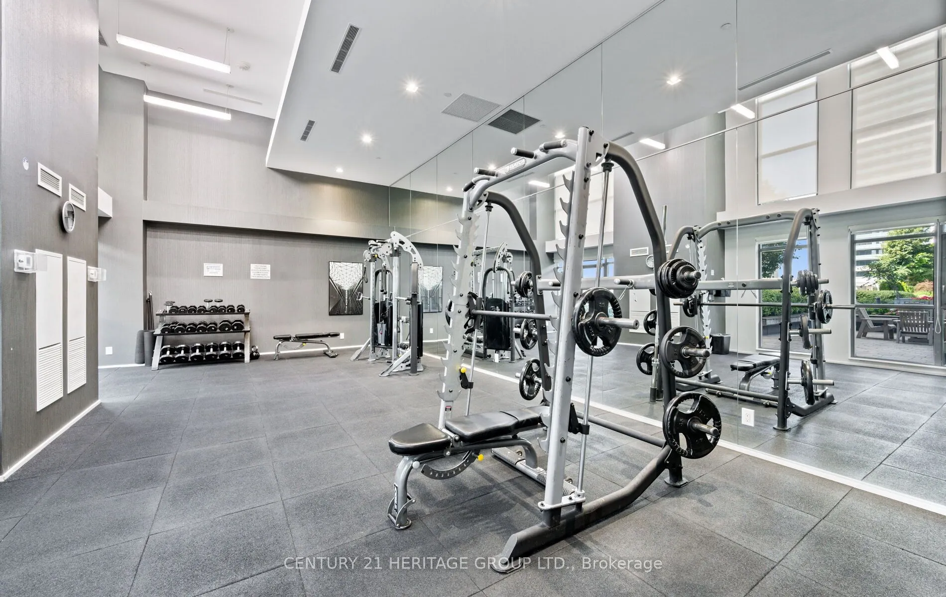 65 Oneida Crescent, #406
