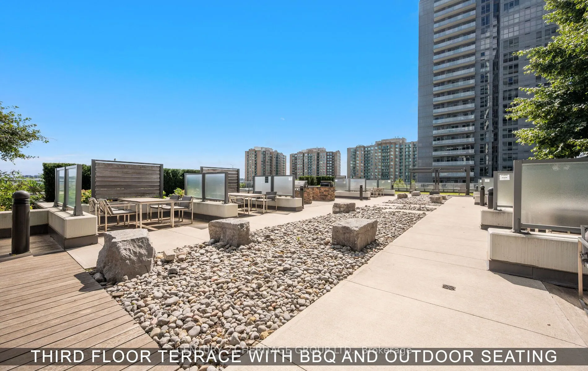 65 Oneida Crescent, #406