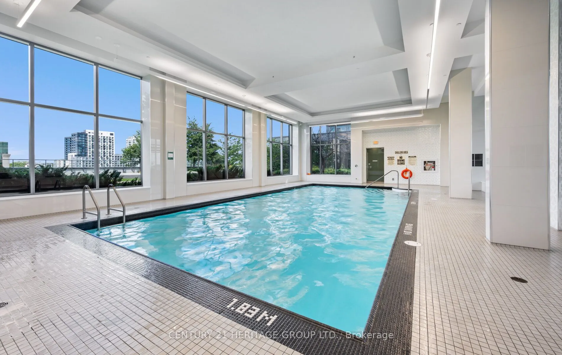 65 Oneida Crescent, #406