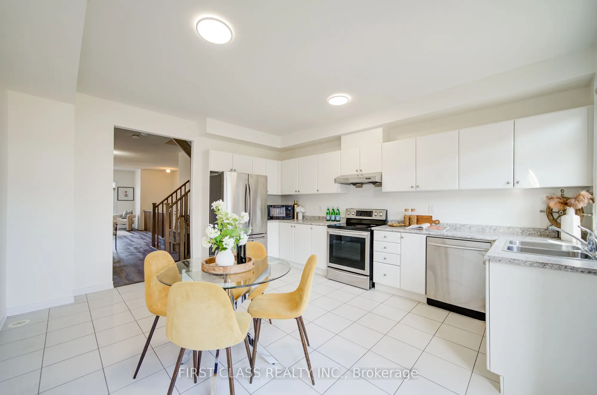 118 Dundas Way