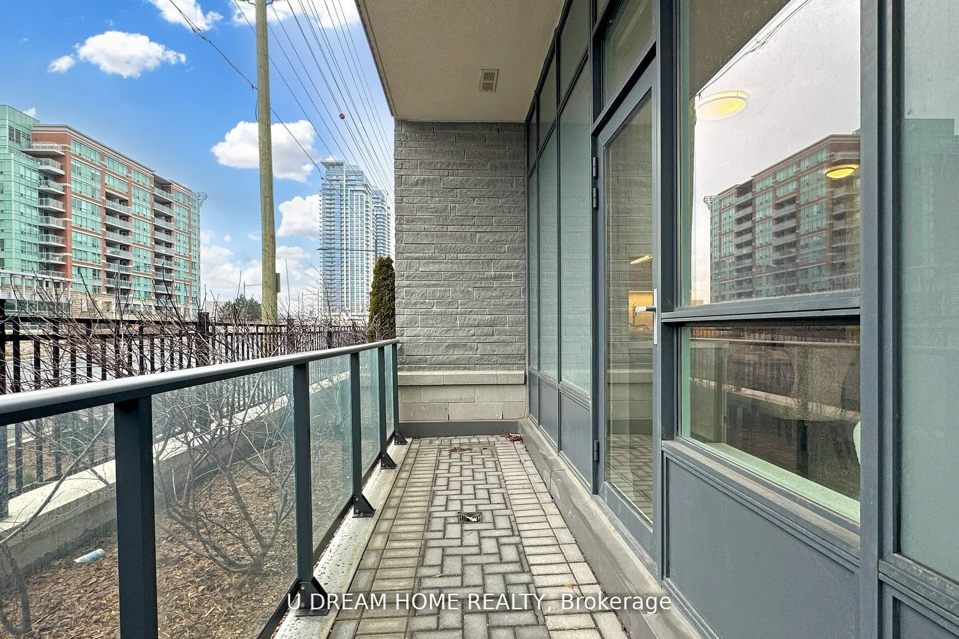 398 Highway 7 E, #106